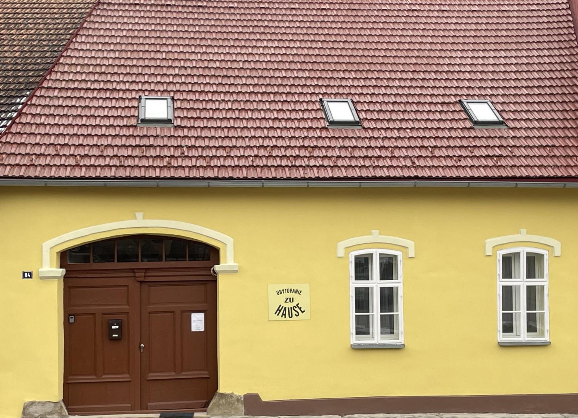 Zu Hause Konuk evi Vrbov Dış mekan fotoğraf